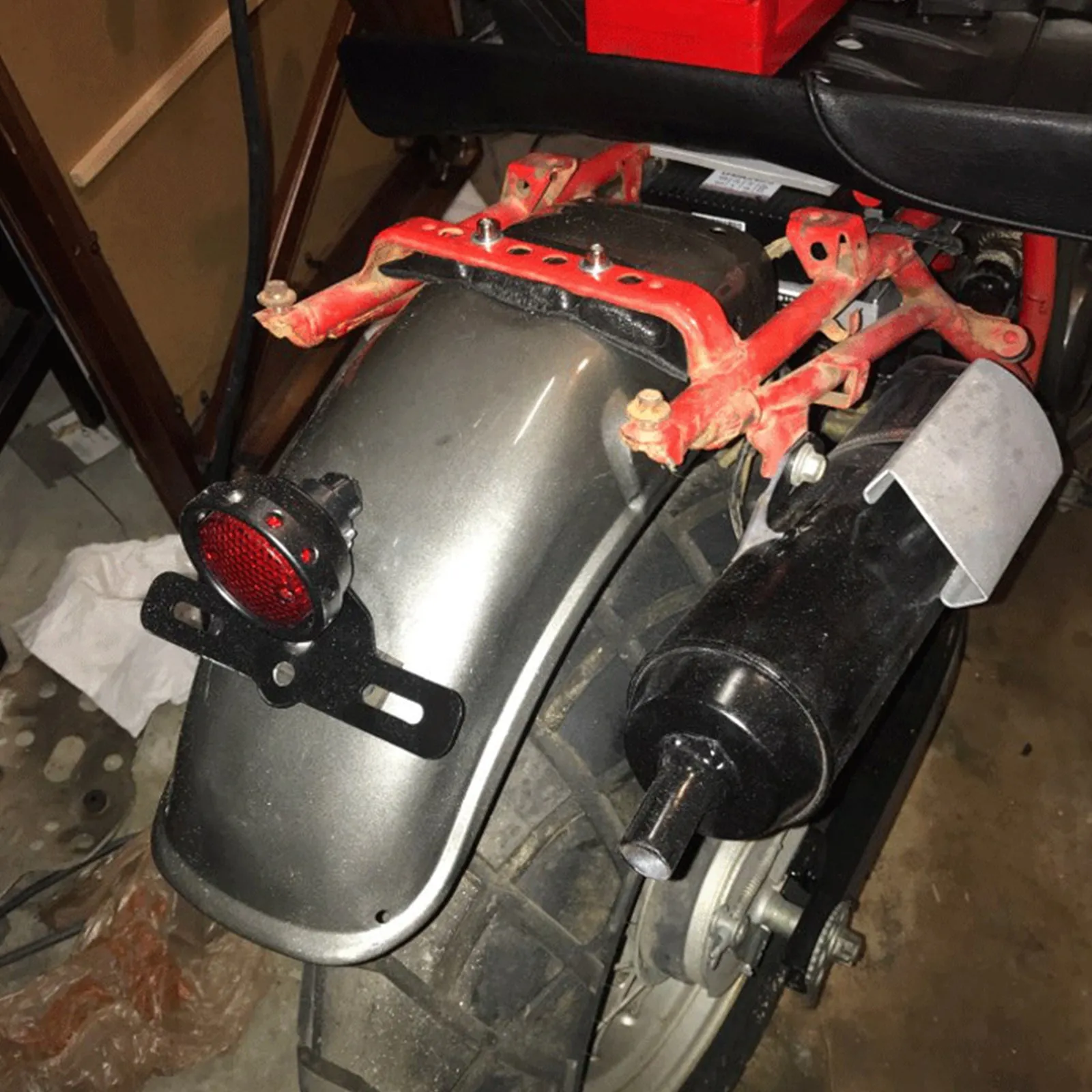 

Задний брызговик для мотоцикла Suzuki GN125 GN250