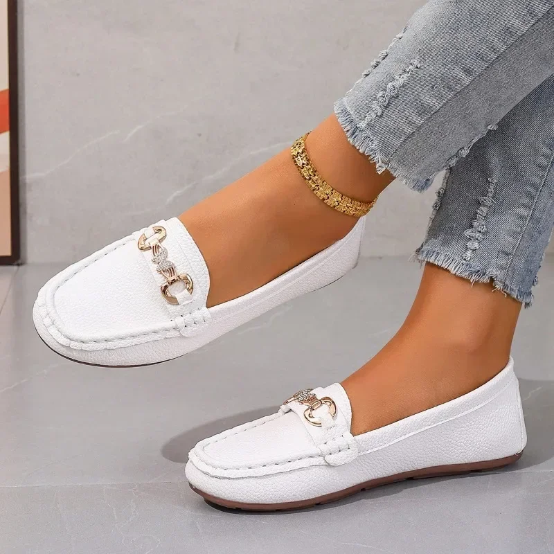 Women\'s Shoes 2024 New Basic Women\'s Flats Fashion Bean Flats Women Metal Decoration Round Toe Slip on Soft Bottom Shoes Female