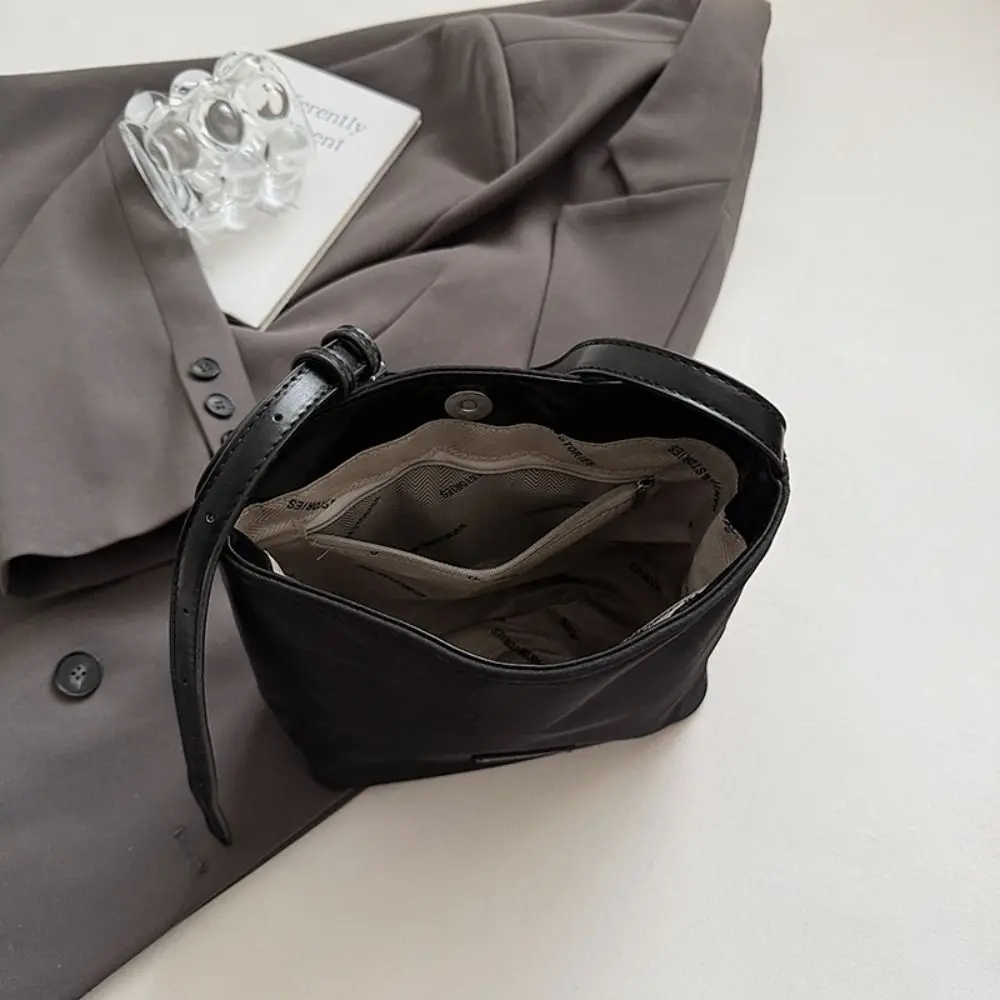 

Простая нейлоновая большая сумка в корейском стиле, однотонная большая вместительная сумка для подмышек, универсальная сумка-ведро для девочек