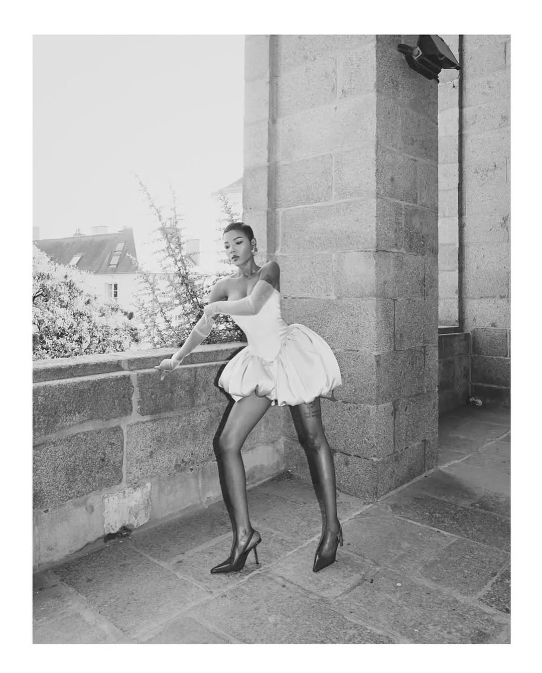 Trendy Irregular Short Prom Party Dresses with Cape 2 Pieces Puffy Satin Mini Wedding Guest Dress Two Pieces Formal Sets Outfit