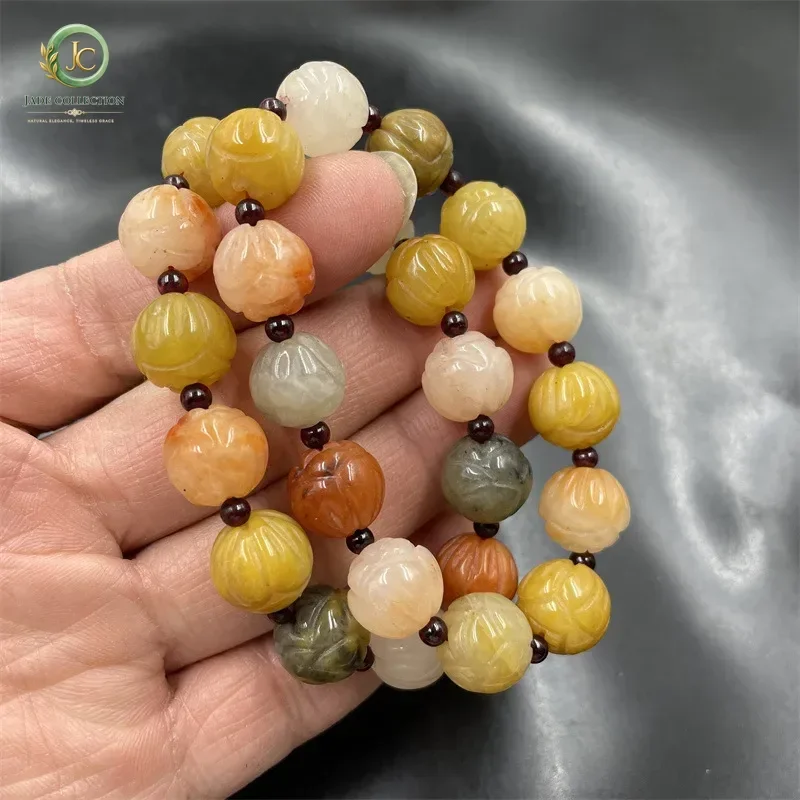 Colorful Lotus Women's Carved Jinsi Jade Bracelet