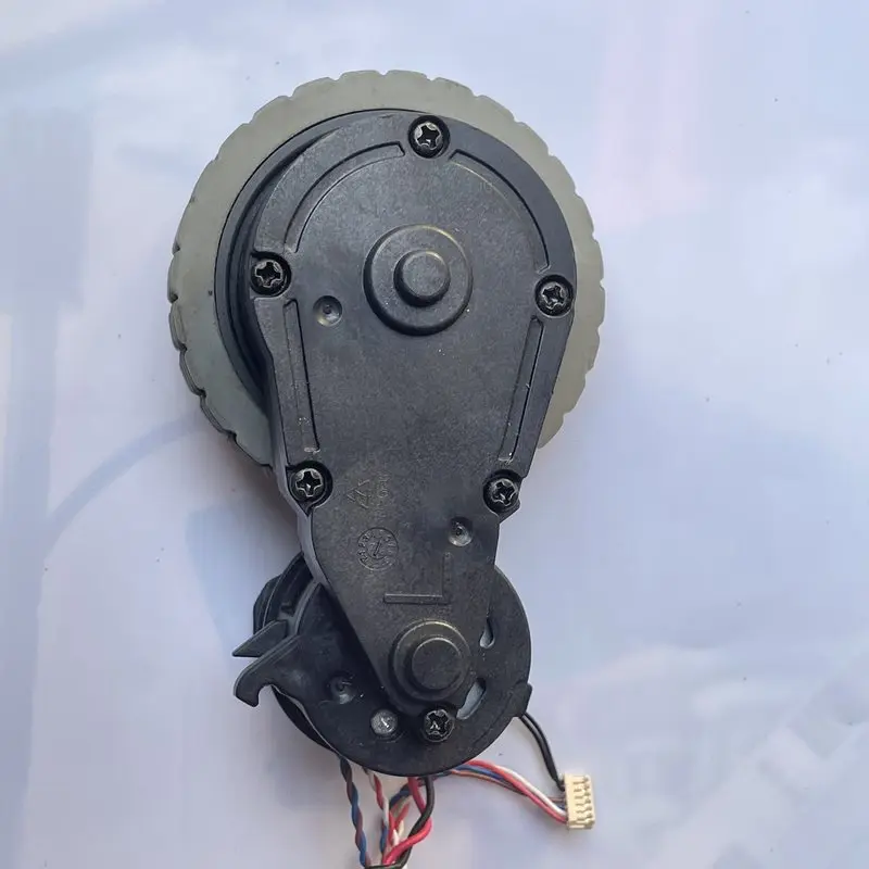 Pull‑Off Left Right Travel Wheel Assembly For ECOVACS DD35 DD36 DD37 DJ35 DN55 DN33 DN36 DN520 Solve Stuck Walking Fault Robot