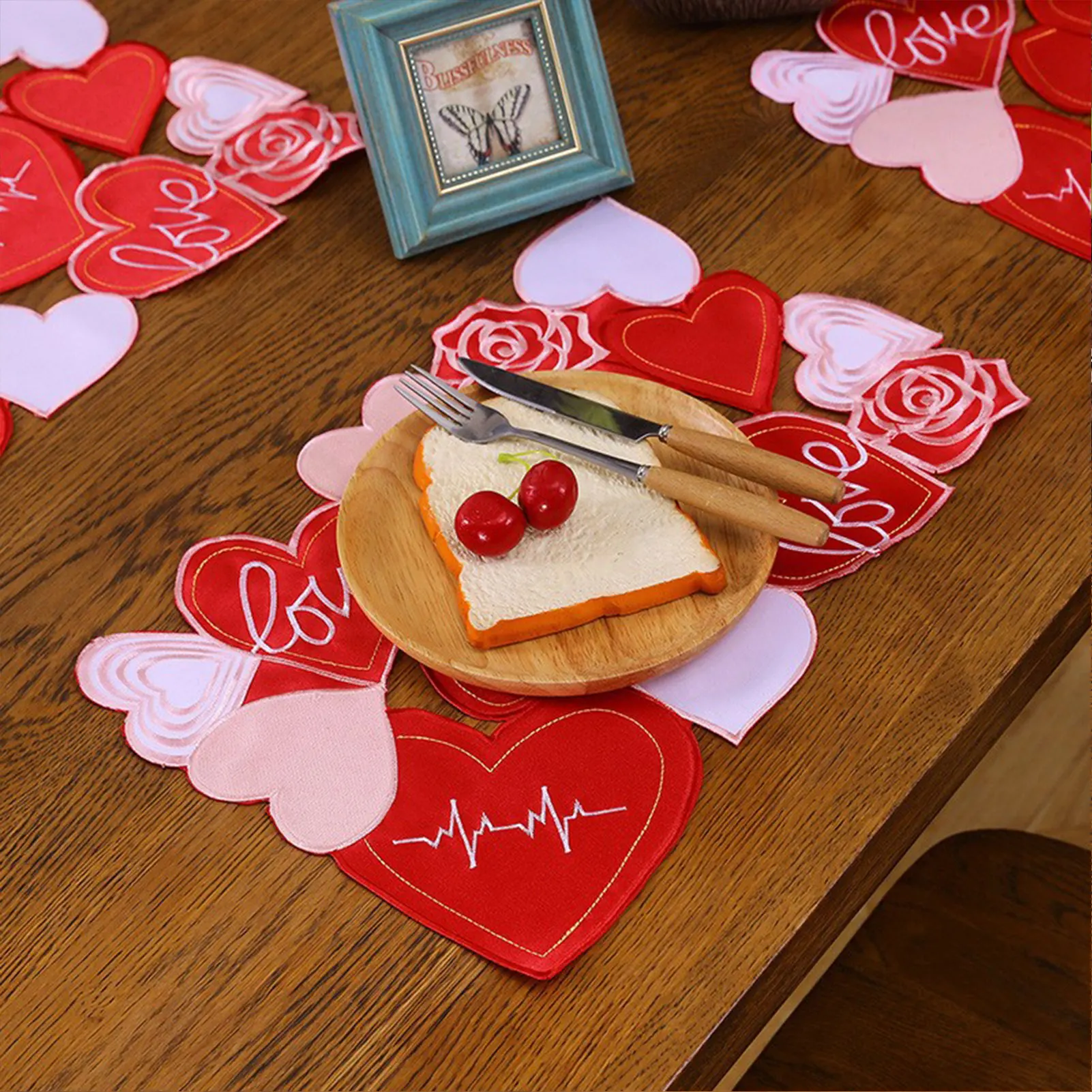 Valentine's Day Dining Table Mats Plate Mats Embroidered Style Heart Rose Shape for Dear Girlfriend Wife Table Decoration