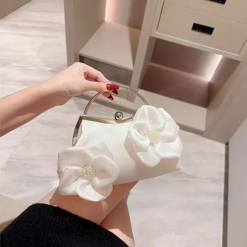 French Retro Flower Banquet Handle Bag Romantic Wedding Dolly Bags Party Rose Flower Handbag 2025