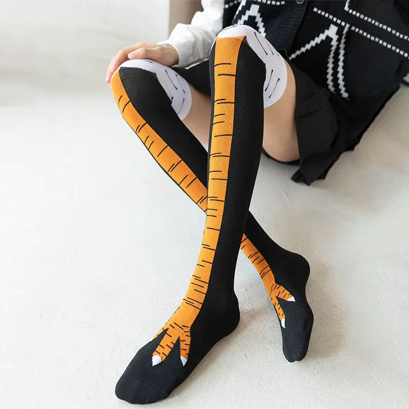 1/2 Pairs النساء جوارب طويلة إلى الركب العصرية الكرتون مضحك الدجاج مخلب الجوارب اللياقة البدنية الرياضة عادية سليم الساق طويلة جوارب أنبوبية النساء