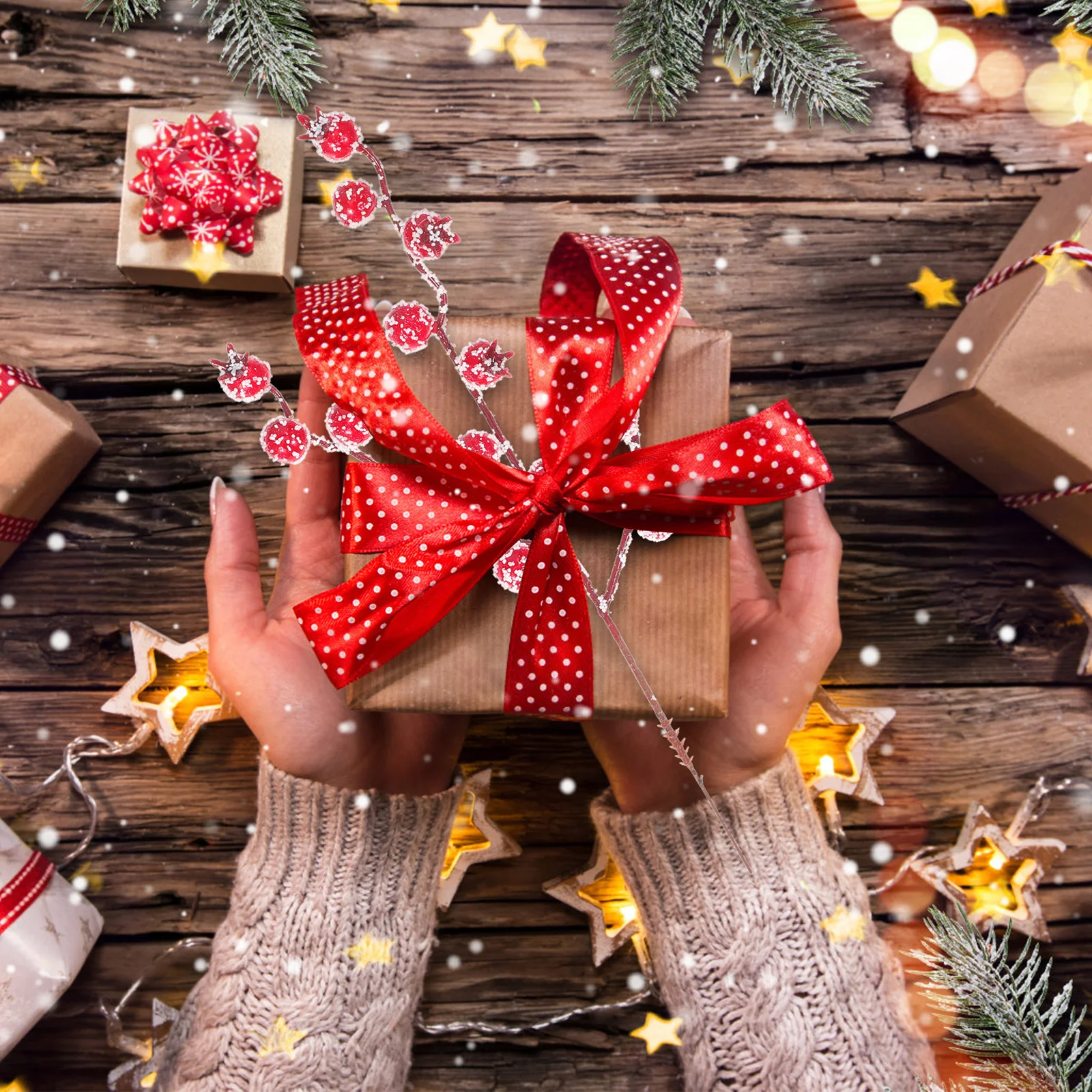 

10Pcs Artificial Red Berry Branches Simulation Crabapple Decoration for Home Wedding Banquet Christmas Party Supplies