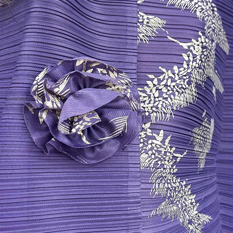 Miyake 2025 Summer New Chic Gold Foil Print Women's Pleated Trench Coat Elegant Loose Cardigan Robe New Casual French Clothing