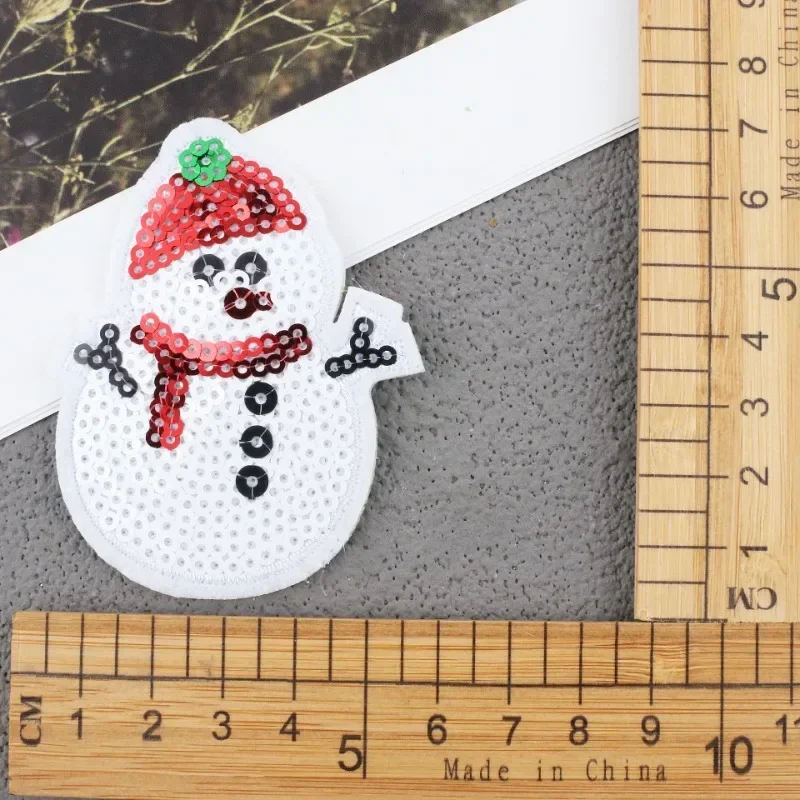 Christmas Series Embroidery Cloth Sticker Cartoon Christmas Elk Snowflake Patch Sticker Ironing Sequins Applique Fabrics