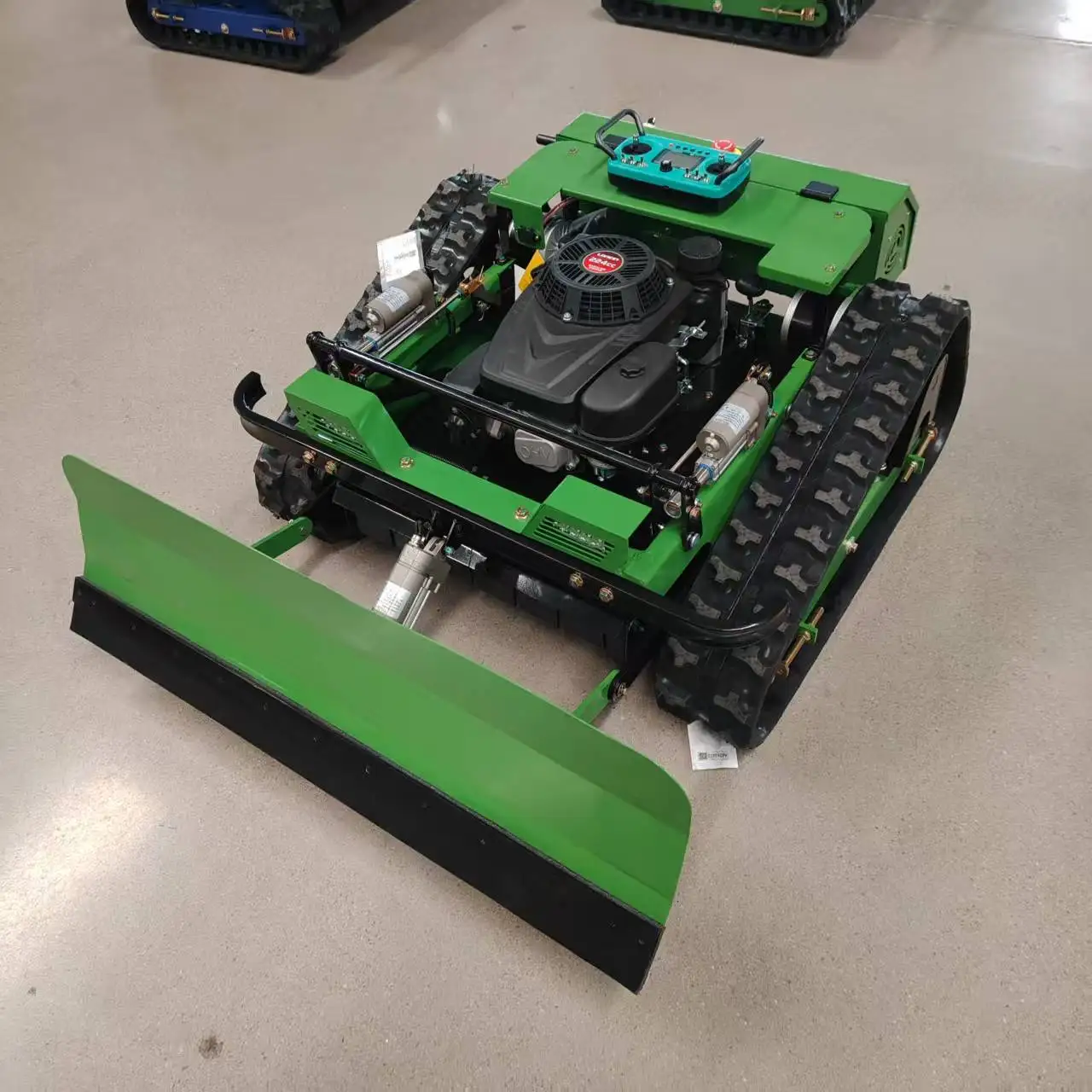 

500mm Remote Control Lawn Mower with Automatic Climbing Feature HighEfficiency Garden Weed Remover for Household Use SnowShovel