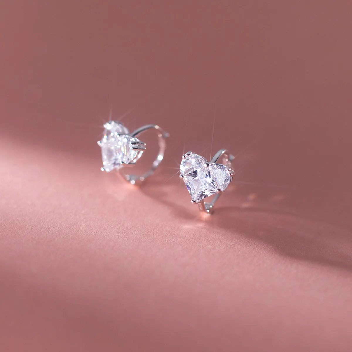 100% 925 Sterling Silver Love Heart Earrings for Women Girl Fashion Romantic Simple Design Jewelry Party Gift Dropshipping