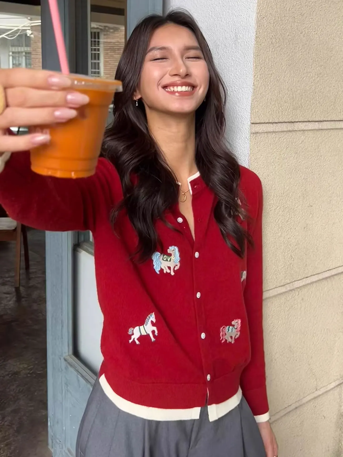 

Красный вязаный свитер Ele с длинным рукавом, на одной пуговице, высококачественный европейский бренд, весна 2026, для повседневной носки, стандартный крой, теплый