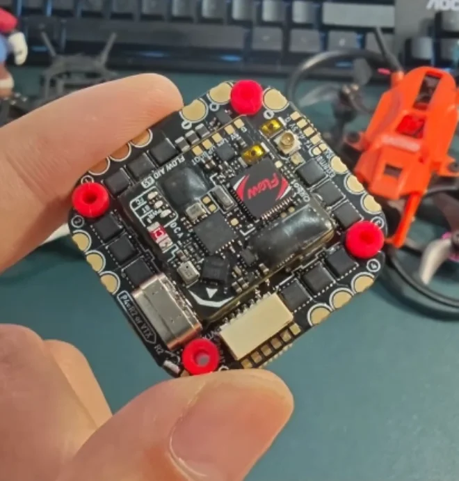 Oxbot Flow AIO45 45A AIO Flight Controller Built-in ELRS Receiver with OX32 32-bit ESC Firmware for 2.5 3.5 5 inch FPV