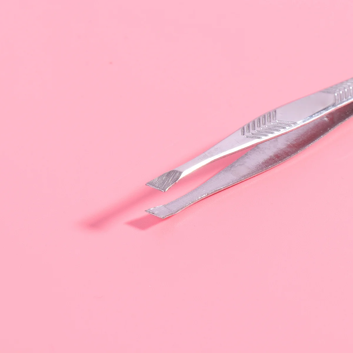 24Pcs Eyebrow Tweezers Stainless Steel Tip Durable Remover Anti Slip Makeup Grooming Personal Care