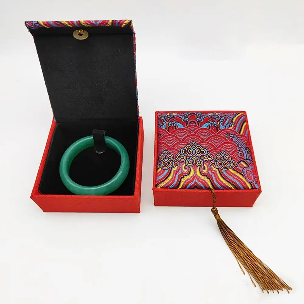 Fashion Chinese Style Jewelry Tin Box with Fringe Necklace Organizor Bracelet Storage Box Jewelry Storage Display Box For Woman