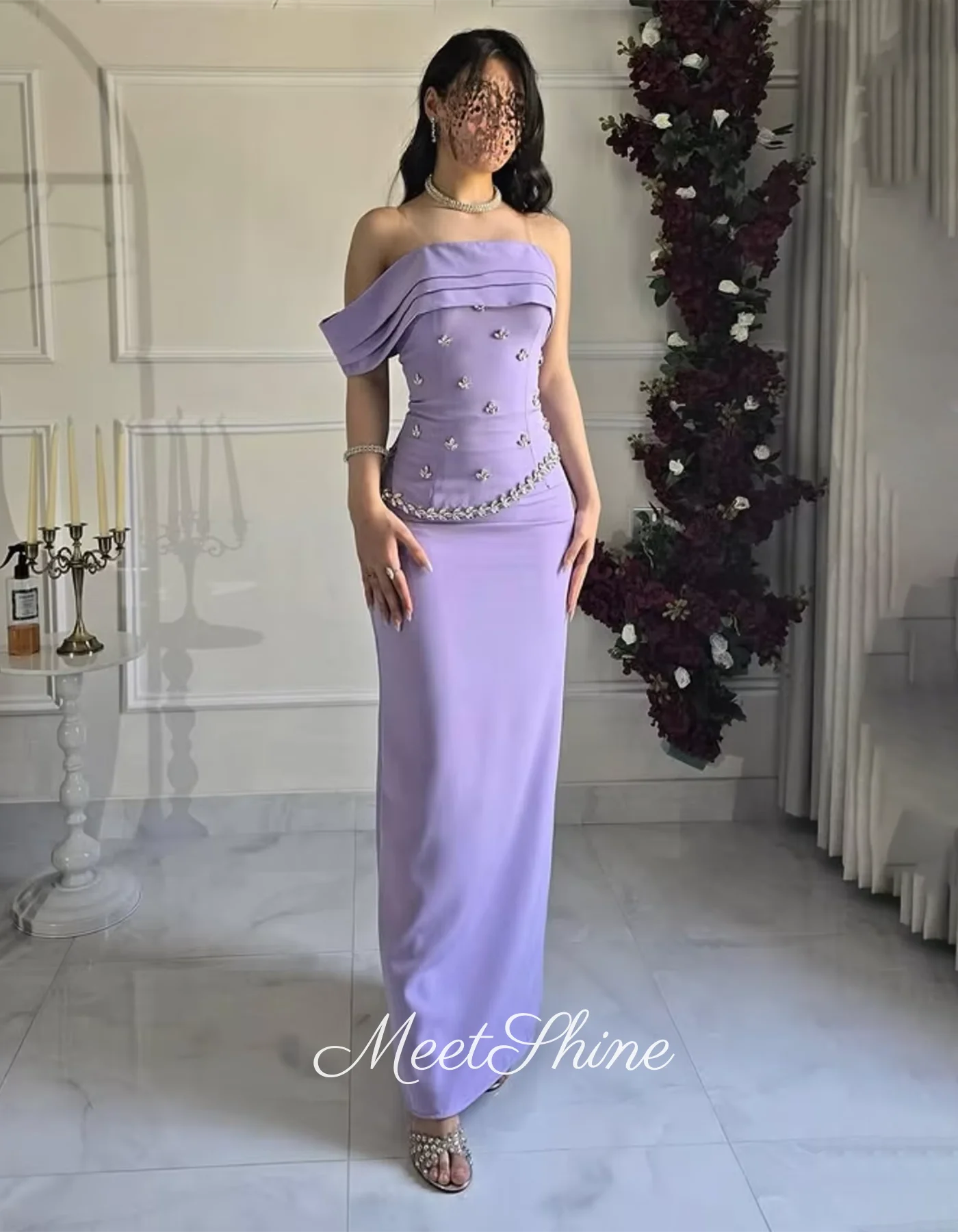 パープルビーズクリスタルウエディングドレスフリルワンショルダーイブニングドレスサテンスイープトレインフォーマルウェディングパーティードレスカスタマイズ