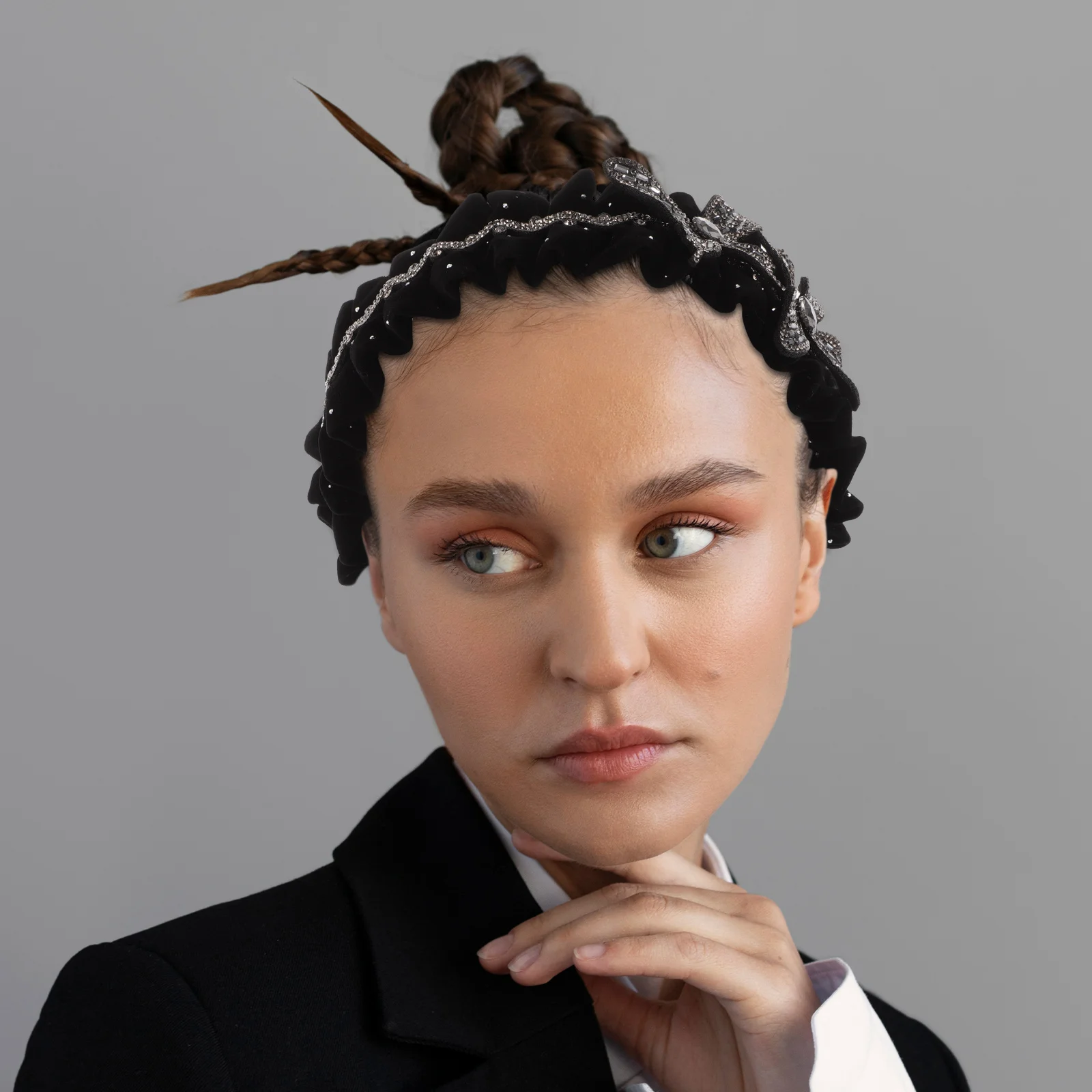 

Cute Women Headband Compact Pleated Ruffled Accessory Face Washing Skincare Spa Makeup Bow Headbands Wide Hair Bands Short Hair