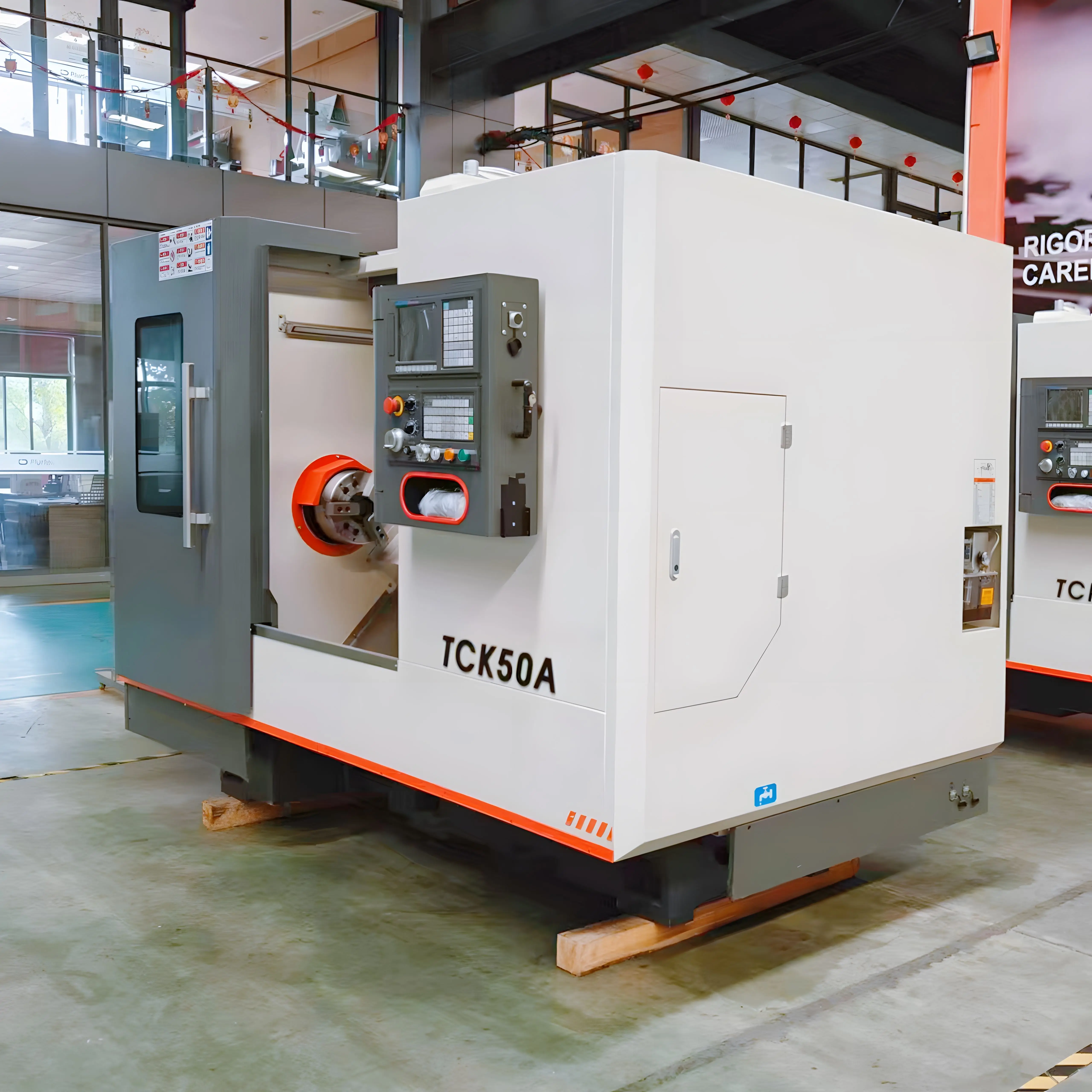 Tck50a High Speed Automatic Cnc Slant Bed Lathe Machine New for Heavy Duty Precision Turning