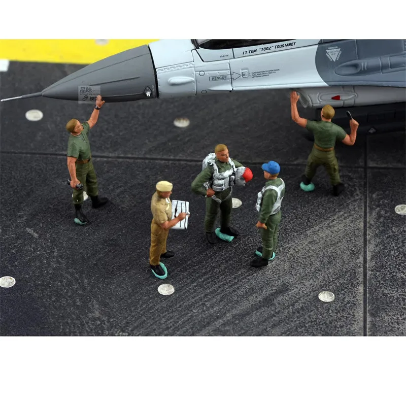 

1:72 Model 5Pcs American Pilots And Air Force Ground Maintenance Team Soldiers Action Figure Scene Accessory Collection Display