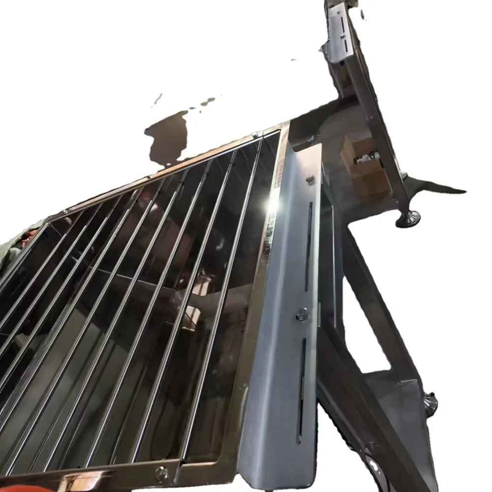 Special Shaped Enclosed Vibrating Feeder Observation Window 60KW Power 1 Year Warranty Flour Granular Materials