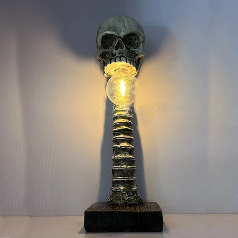 Horror Statue Halloween Skull Skeleton Lamp New Table Light Creative Party Ornament Prop Home Bedroom Decoration Scary Prop