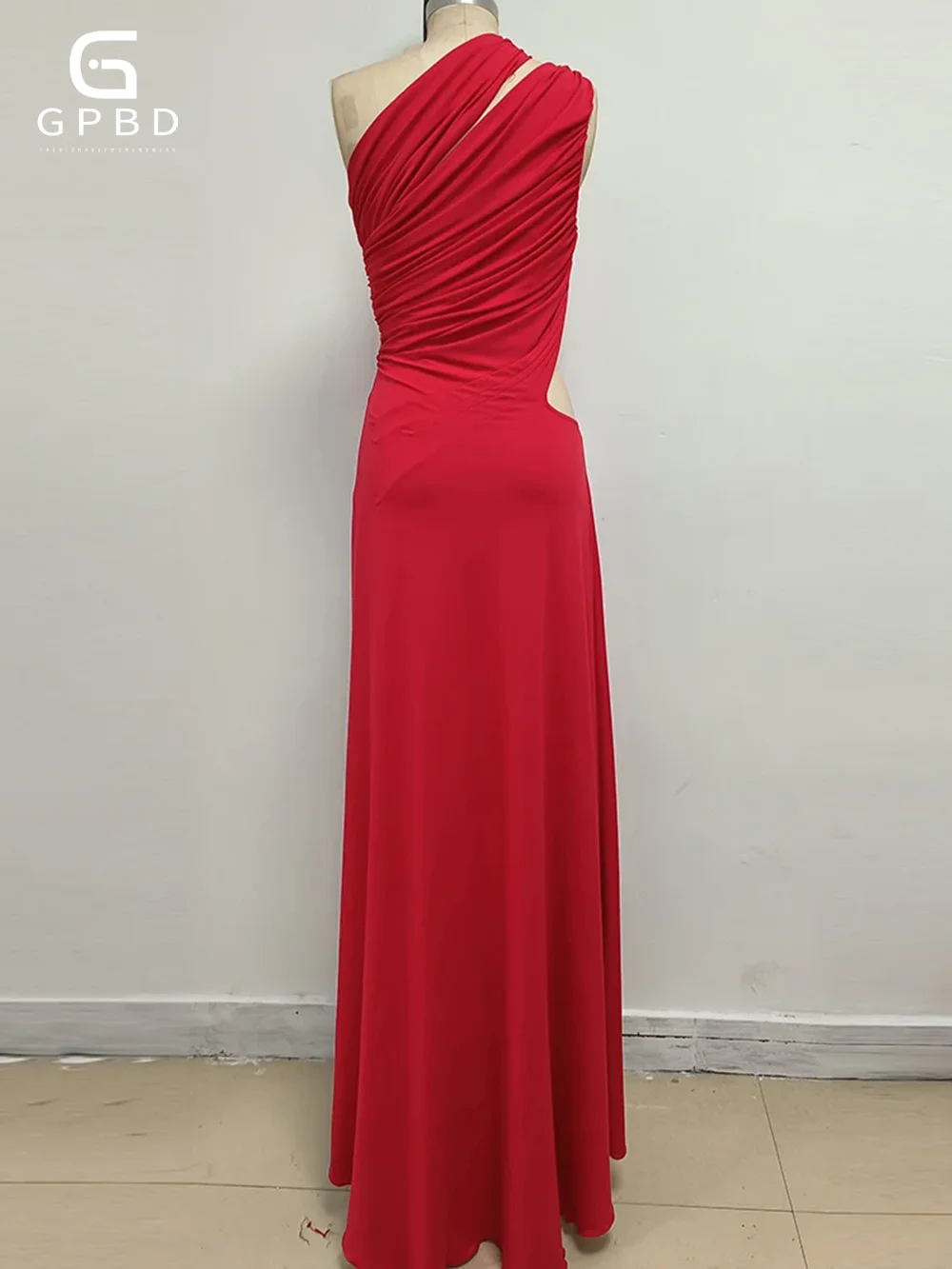 Women's Sexy One-Shoulder Red Maxi Party Dress with Cut-Out Detail Folds Slit Flowing Elegant Stylish Evening Party Gown
