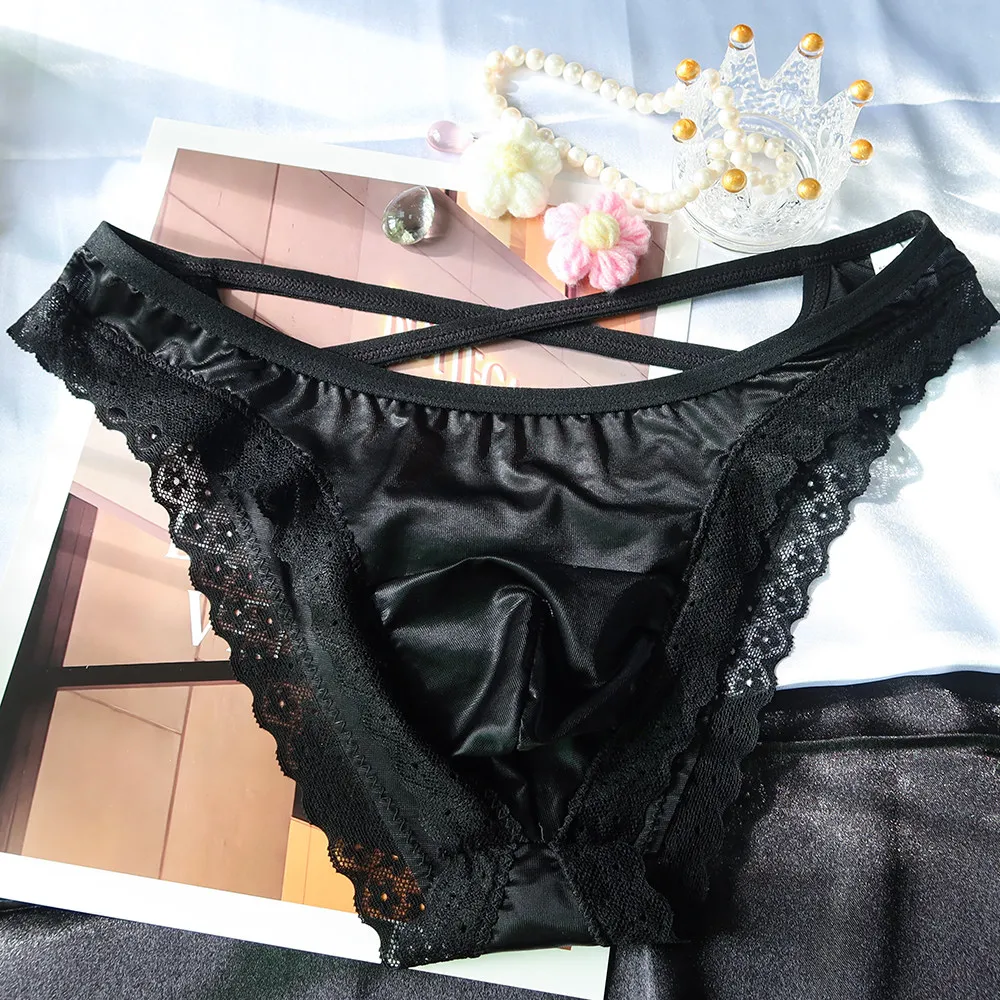 

Мужские трусы-стринги с крестом на спине