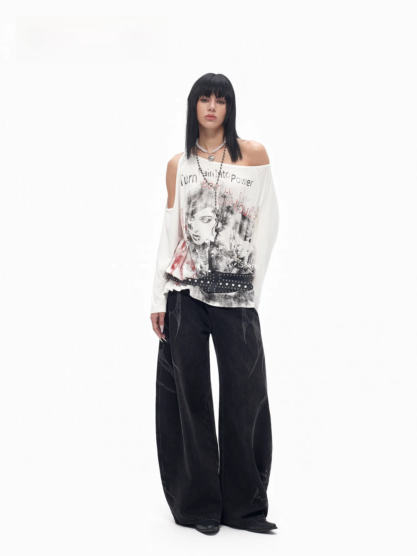 TooLazy American Retro Hot Girl Slope Shoulder Long Sleeve Cover up Design Sense Splice Shoulder Graffiti Top Women's T-shirt