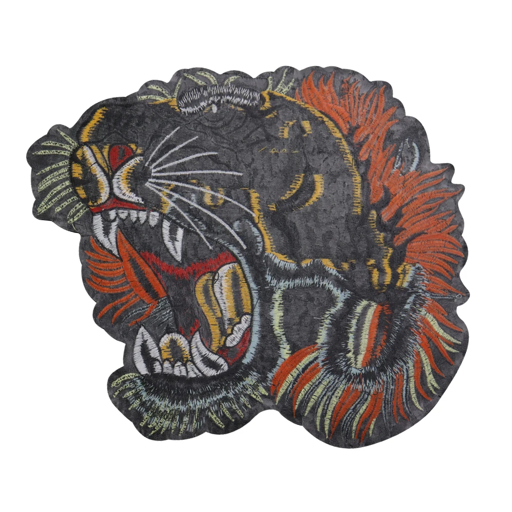 Roar Tiger Embroidery Wolf Patches Animal Head Badge Iron on Applique Clothes T-Shirt Sewing Accessories