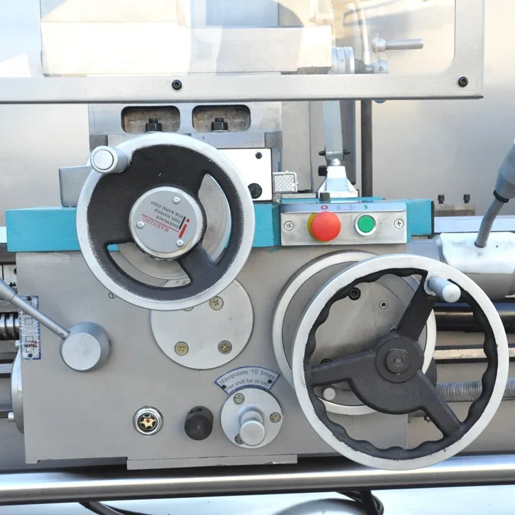 Mesin bubut manual C6266C