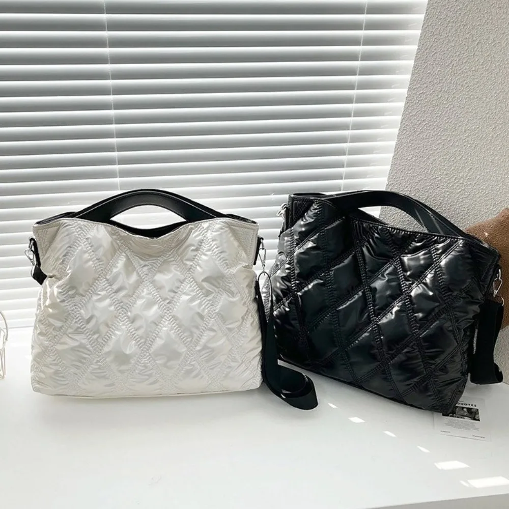 

Сумка-шоппер с мягкой ручкой, большой вместимости, износостойкая, с вышивкой, стеганая, ромбовидная, на плечо, однотонная, геометрический дизайн