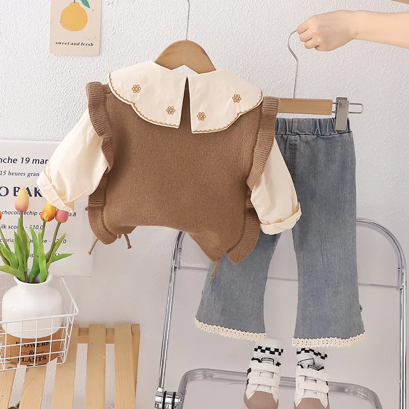 2024 New Autumn 3Pcs Cute Baby Outfit Sets Floral Ruffle Knit Waistcoat Doll Collar Long Sleeve Blouse Lace Jeans Casual Sets