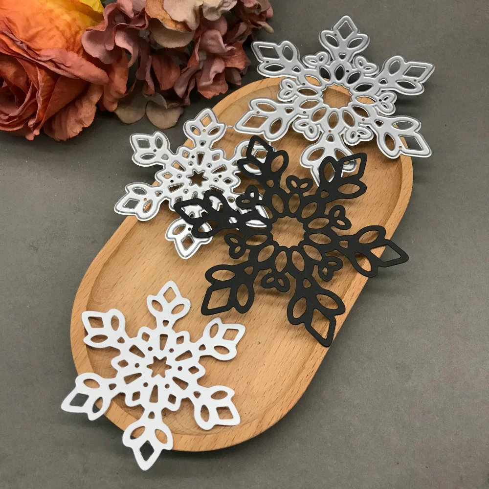 metal cutting dies cut die mold 2pcs Snipped Snowflakes Scrapbook paper craft blade punch stencils dies