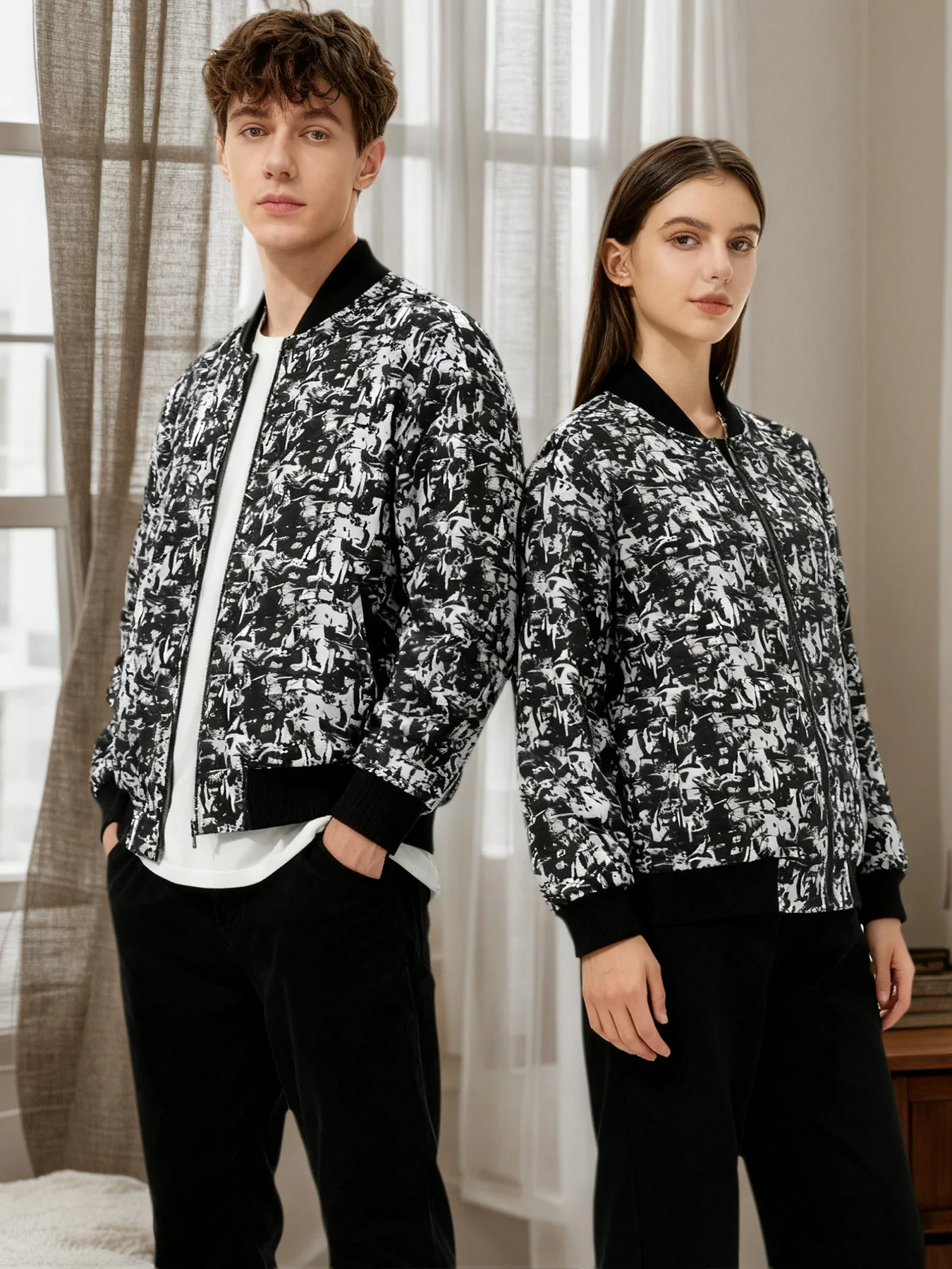 

Men’s and women’s style, spring, autumn, winter, fleece-lined, color-block, black and white, full-print outerwear/baseball jacke