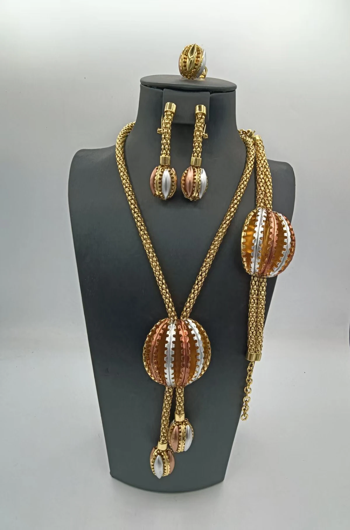 Tri-Tone Gold Rose Gold Silver Statement Jewelry Set Bold Oval Pendant Lariat Necklace & Earrings for Women Perfect for Party