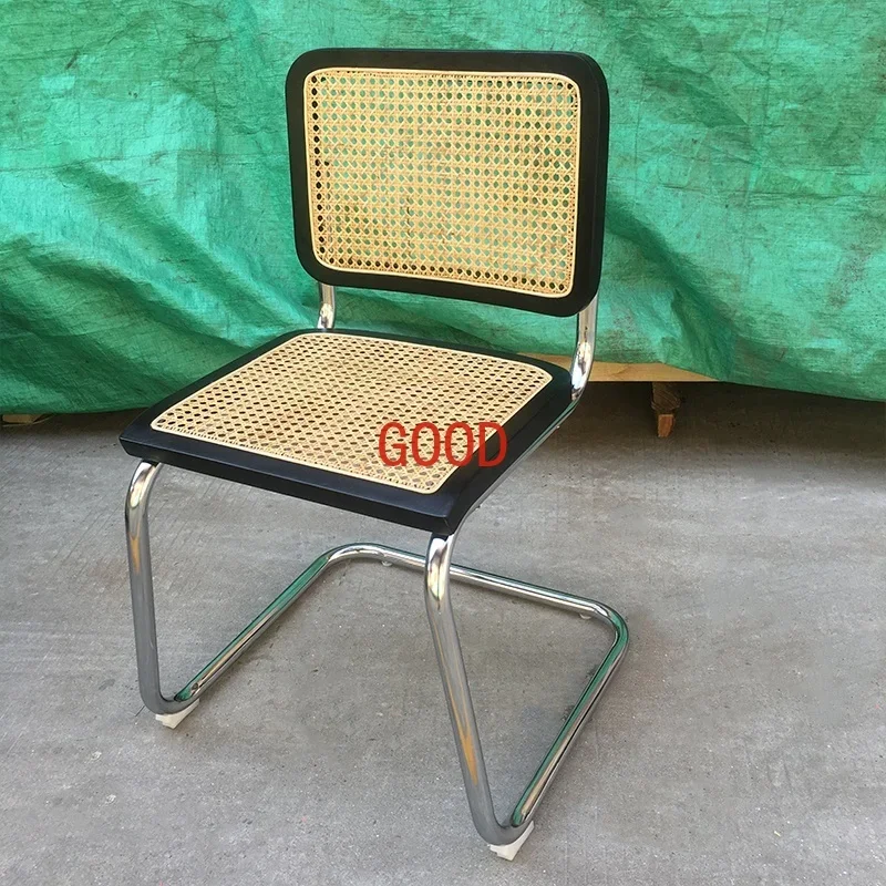 كرسي مكتب من الفولاذ المقاوم للصدأ من الروطان الشمالي