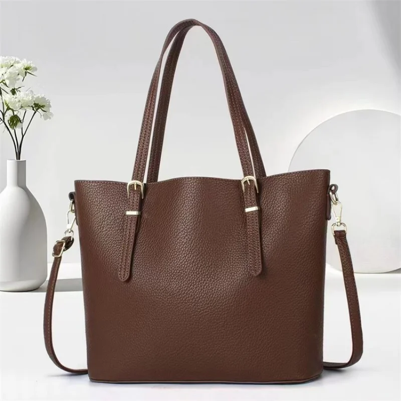 

Elegant Designer Women's Messenger Bag, Premium Leather Crossbody Handbag, Ladies Shoulder Tote Purse Daily Fashion