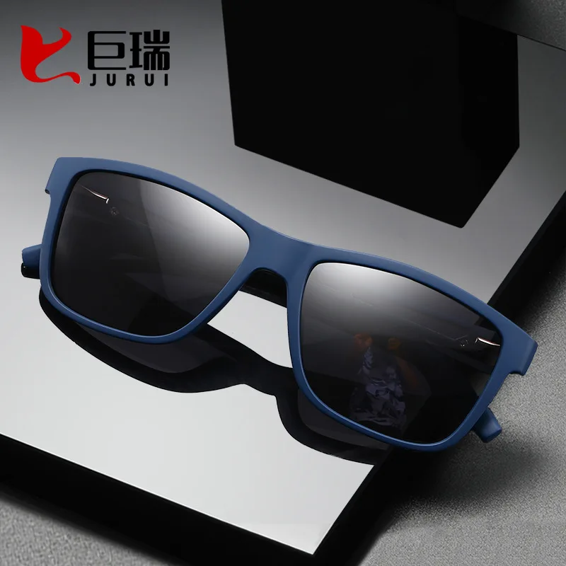 New Cross-Border Hot Men's Sunglasses Driving Polarized Light Sunglasses Men's Outdoor Sunglasses Fishing Glasses UV Protection