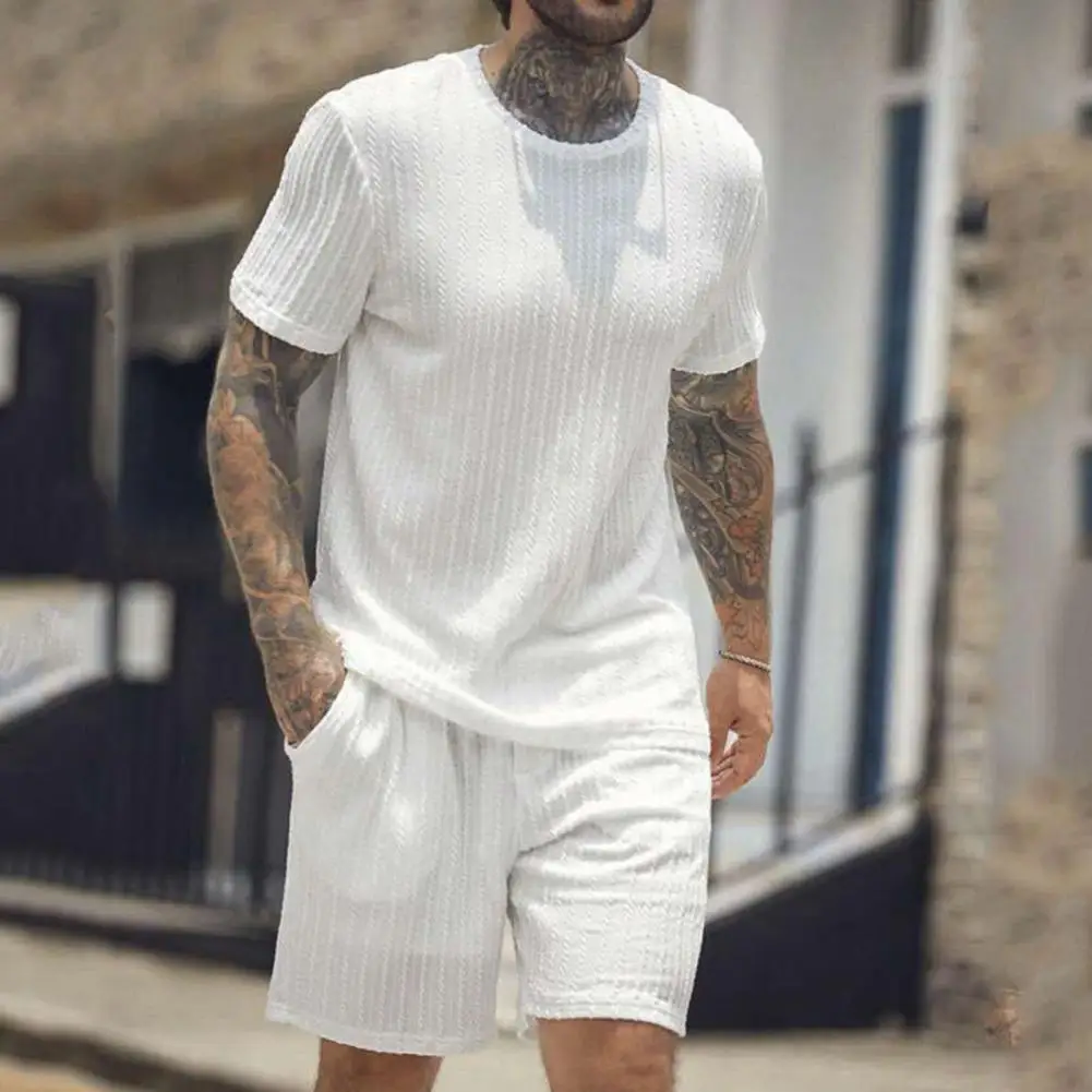 Casual Fit Athletic Apparel Men's Sports Suit Set O-neck Short Sleeve T-shirt with Wide Leg Shorts Jacquard Texture Running Wear