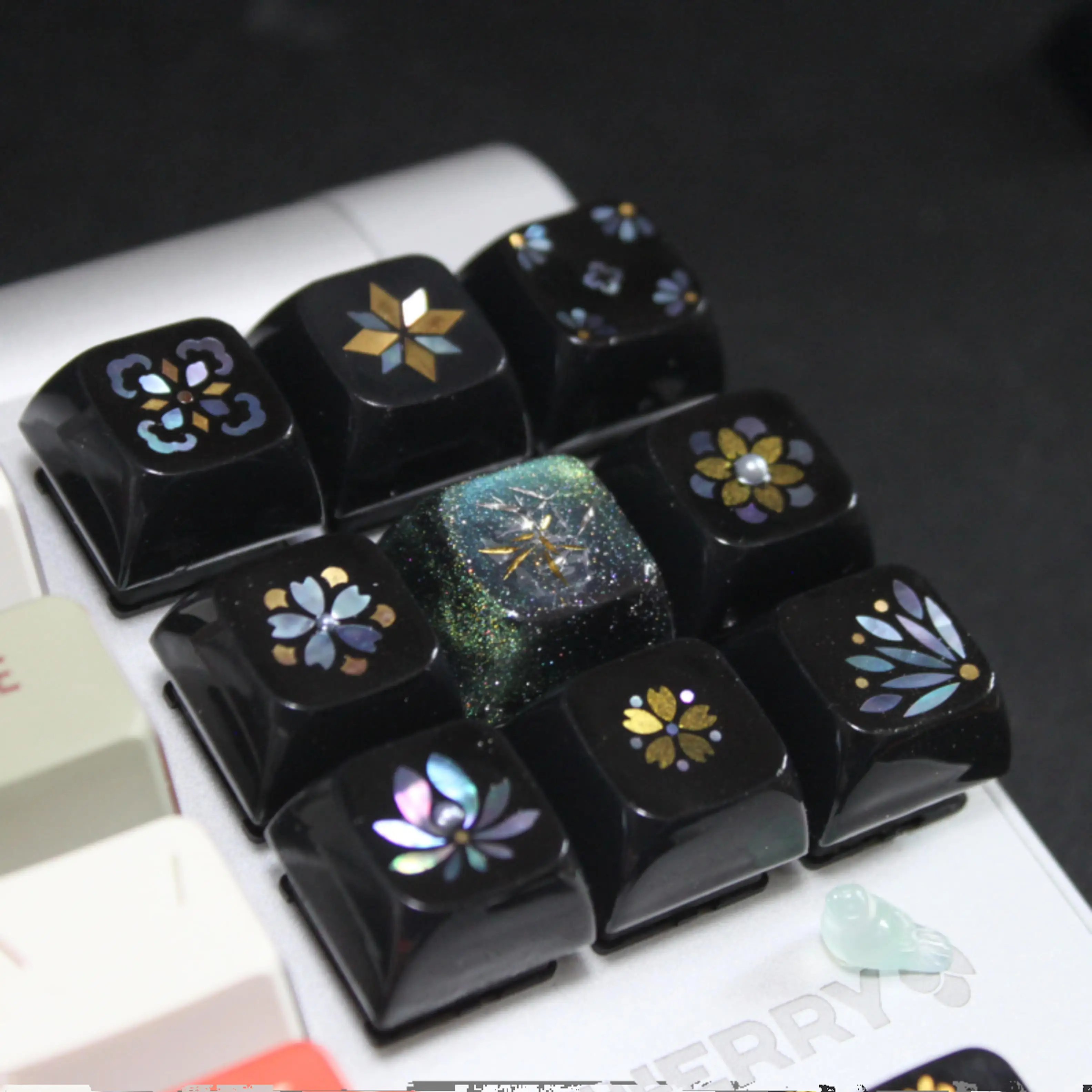 Mother-of-pearl Inlay Keycaps XDA Profile Glazed 1PC Personalized Floral Pattern Custom Keycap Handmade Artisan Keyboard Caps