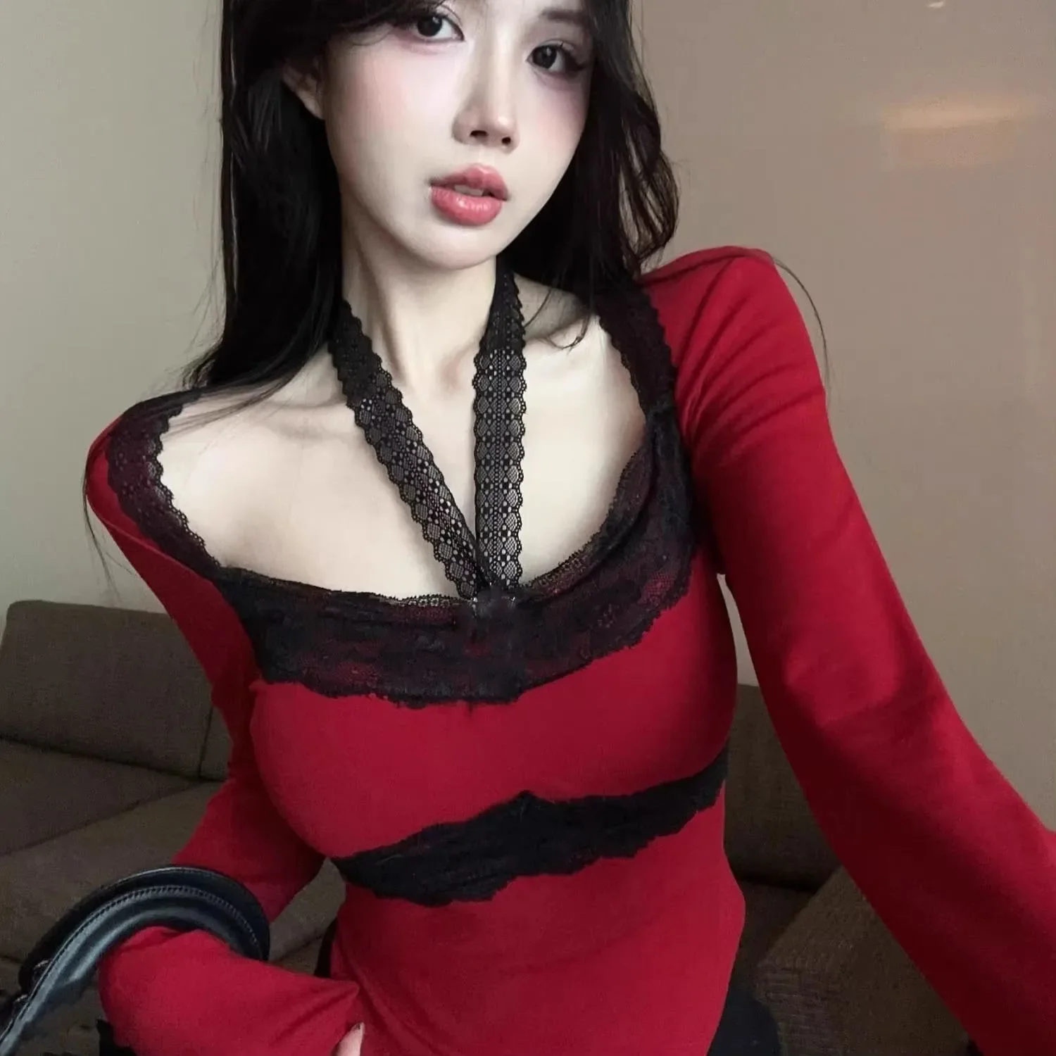 เสื้อยืดแฟชั่นสไตล์ Spice Girls คอเหลี่ยม แขนยาว แนวเซ็กซี่ กลิ่นอายหอมอ่อนๆ ทันสมัย สดใส สำหรับผู้หญิง