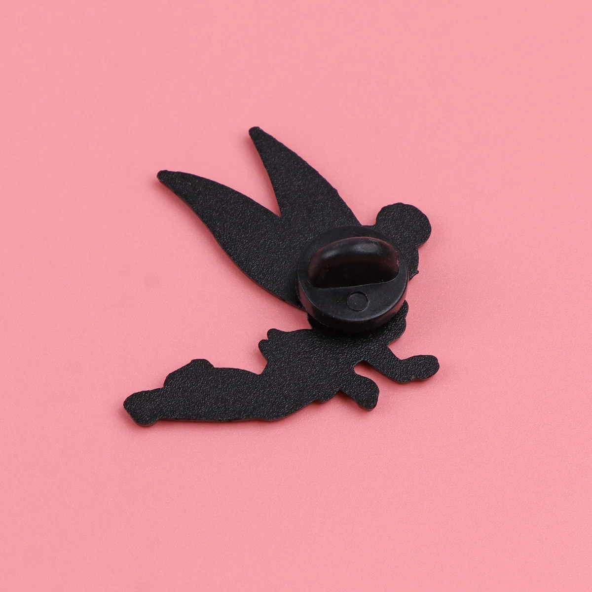 الجنية تينكر جرس المينا دبوس الأميرة ارييل دبابيس على الملابس شارة حقيبة الملابس التلبيب امرأة الرجال المجوهرات هدايا للأصدقاء