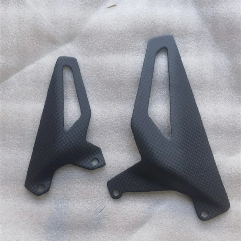 

Carbon Fiber Motorcycle Heel Plate Guard Cover Protector For Ducati Panigale V4 V4S 2018 -2024 Streetfighter V4 V2 2020-2022