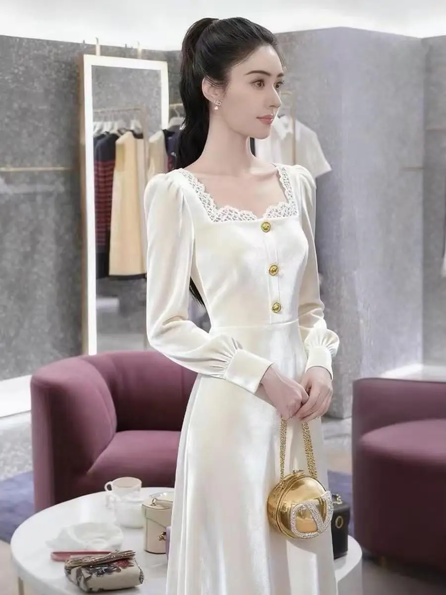

Elegant White Velvet Dress Hepburn Style French Fashion Slim Fit Long Sleeve Zipper Side Opening City Walk Suitable for All