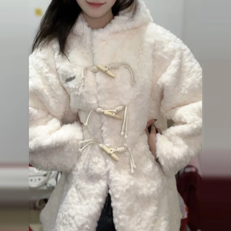 Autumn Winter White Horn Button Hooded Lamb Wool Jackets Women Small Fragrant Style Polar Fleece Casual Versatile Button Coats