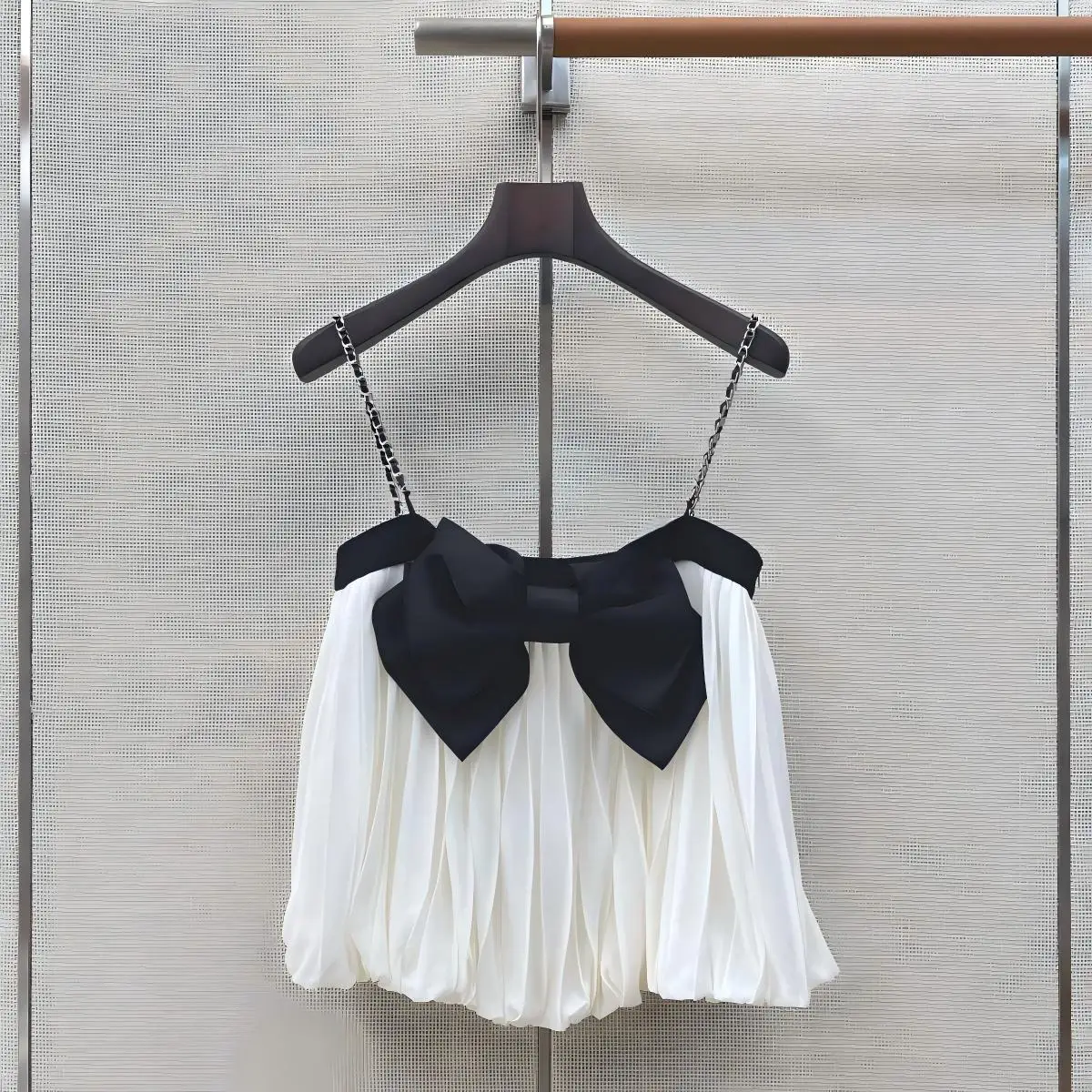 2026 High quality women's clothing black and white contrasting large bow chain suspender women--hb724