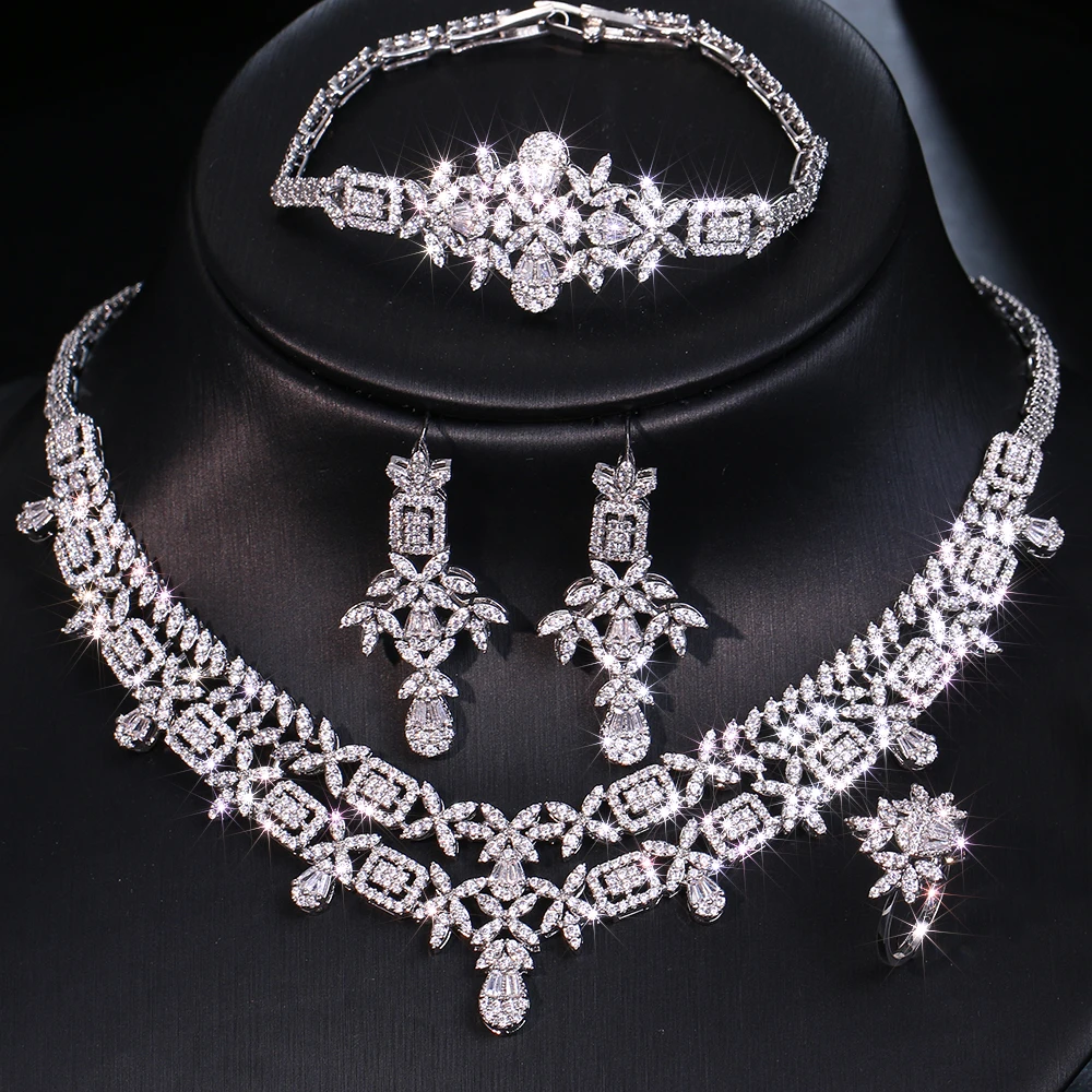 

Emmaya Hot Sale Noble Bridal Wedding Party Fashion Jewelry Set Female Luxury Cubic Zircon Decoration Leaves Shape Fancy Gift