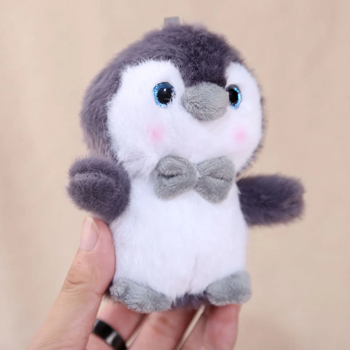 الكرتون أنيمي أفخم دمية قلادة البطريق المفاتيح لطيف محاكاة لينة أفخم محشوة الحيوان على ظهره الديكور لطيف هدية