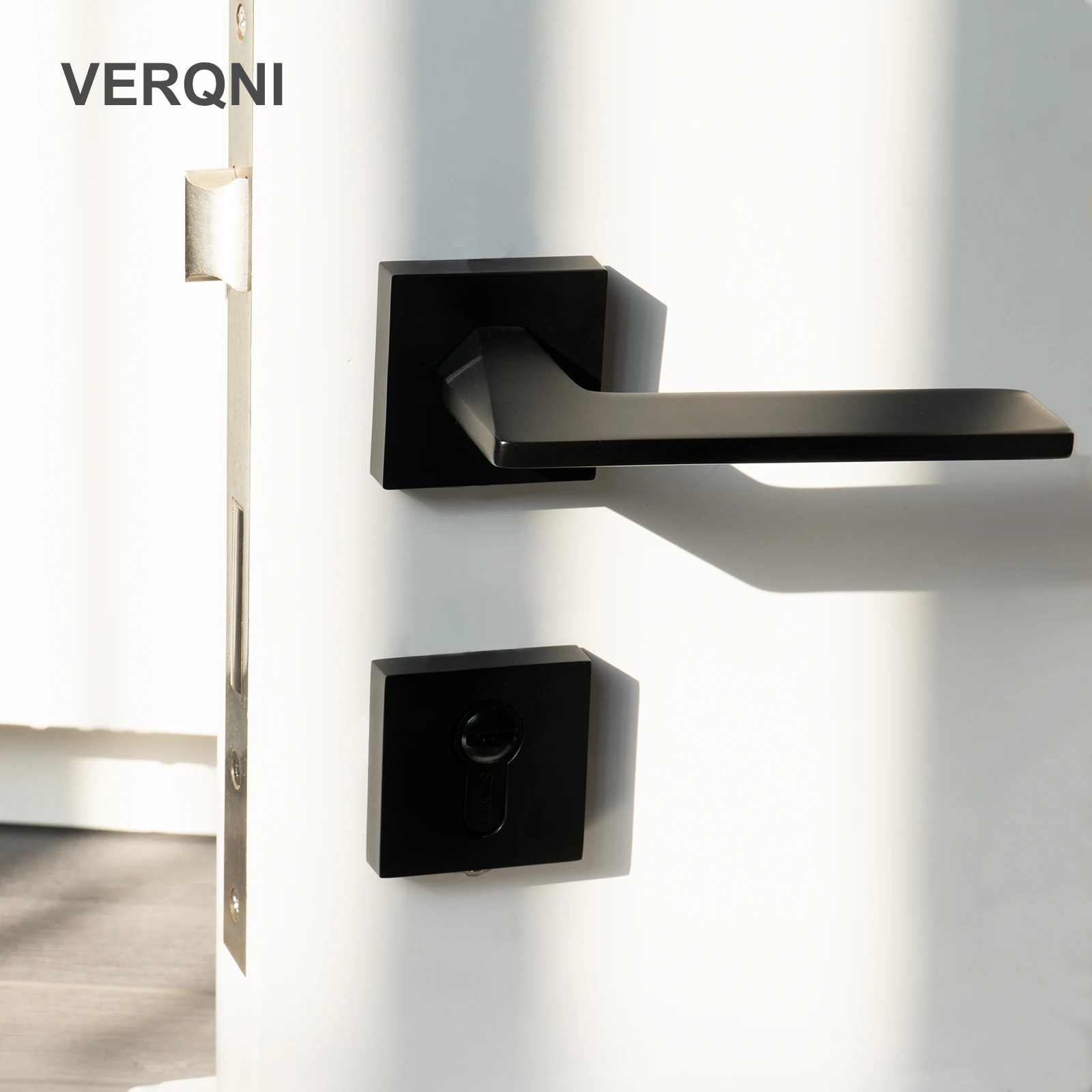 

VERQNI MANIGLIE & ACCESSORI HPF377 minimalism zinc alloy Door Mute Handle Lock Set Matte Black wood Room
