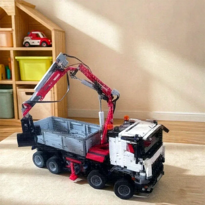 MOC-139585 Sany Heavy Industry Long Timber Truck Crane Difficult Assembly Building Blocks 2709 Pieces Adult Christmas Gift 42043