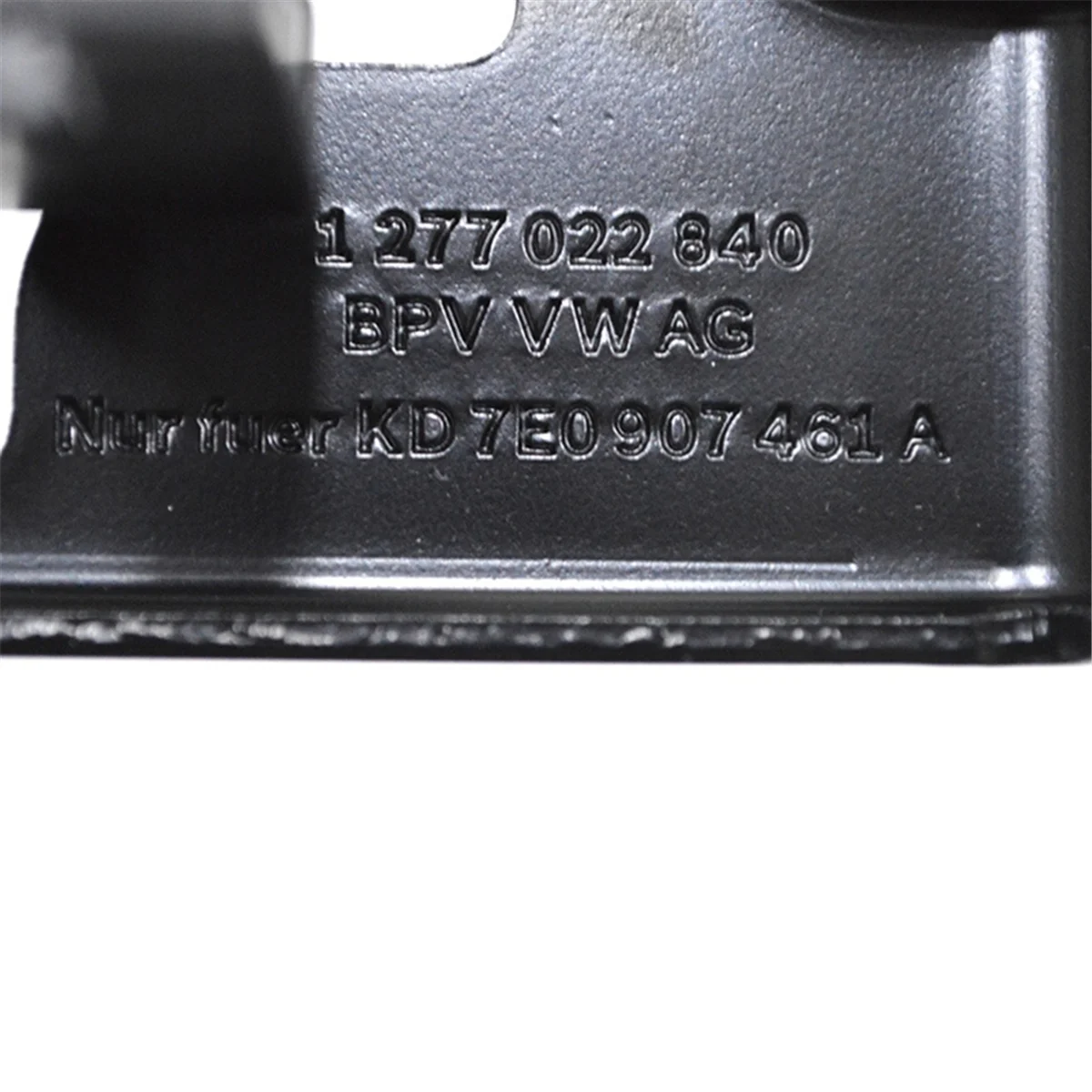 For Campmob Transporter ACC Radar Sensor Bracket ACC Probe Holder 7E0 907 461A 7E0907461A